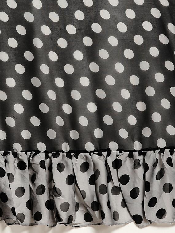 polka dots ruffled saree with blouse - 16495894 - Zoom Image - 4