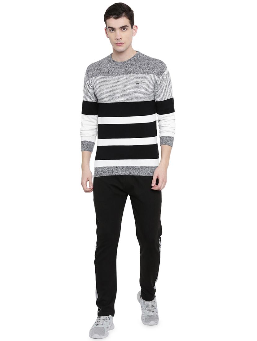 black striped pullover - 16509593 - Zoom Image - 4