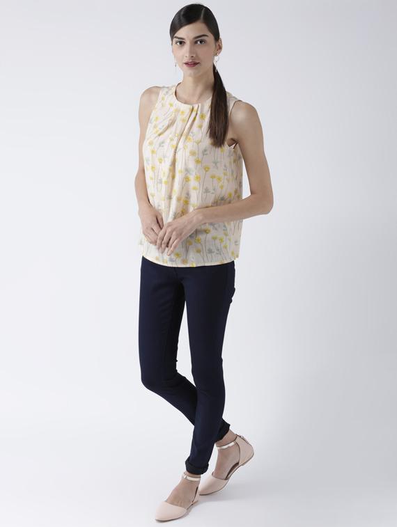 pleated neck floral top - 16513097 - Zoom Image - 4