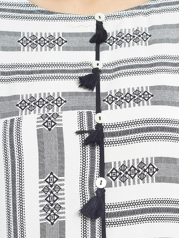 self-design straight kurta - 16513433 - Zoom Image - 4