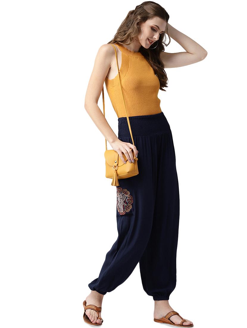 smocked waist solid trousers - 16545729 - Zoom Image - 4