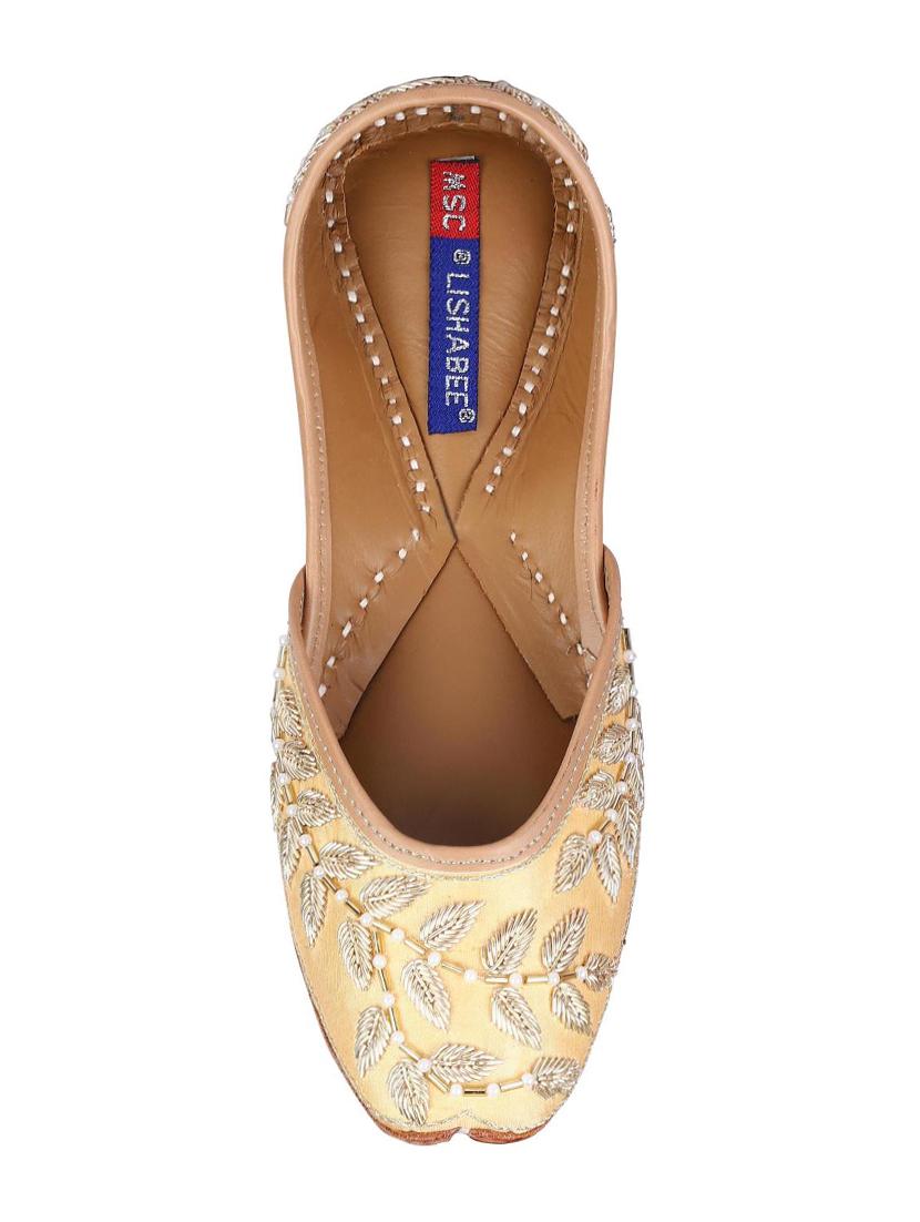 msc yellow slip on jutis - 16548895 - Zoom Image - 4