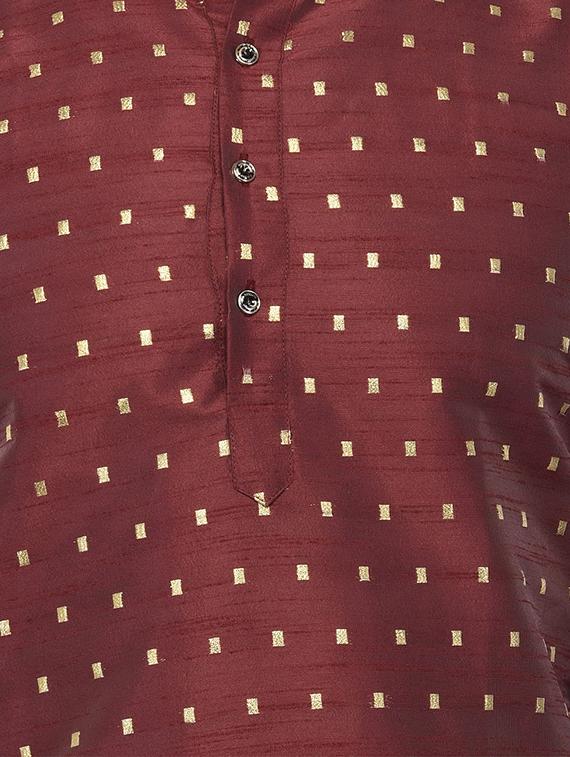 maroon printed kurta pyjama set - 16553525 - Zoom Image - 4