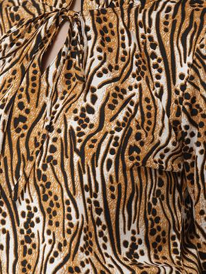 bell sleeved animal print top - 16558129 - Standard Image - 4