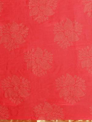 floral bordered saree with blouse - 16561528 - Standard Image - 4