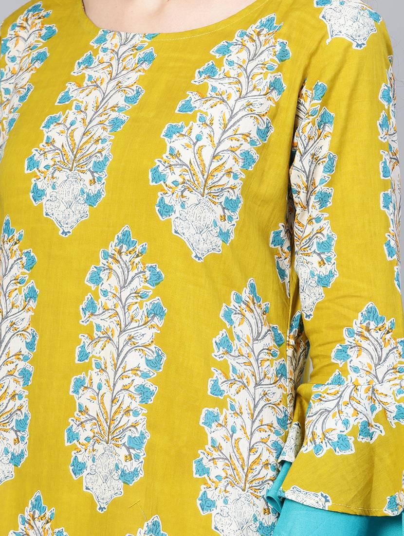 bell sleeved gathered hem a-line dress - 16565698 - Zoom Image - 4