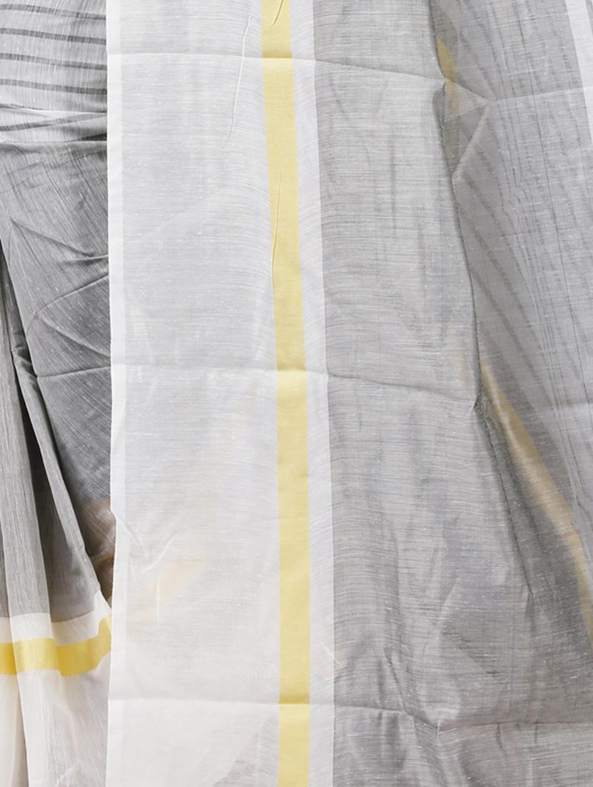 solid woven saree with blouse - 16571935 - Zoom Image - 4