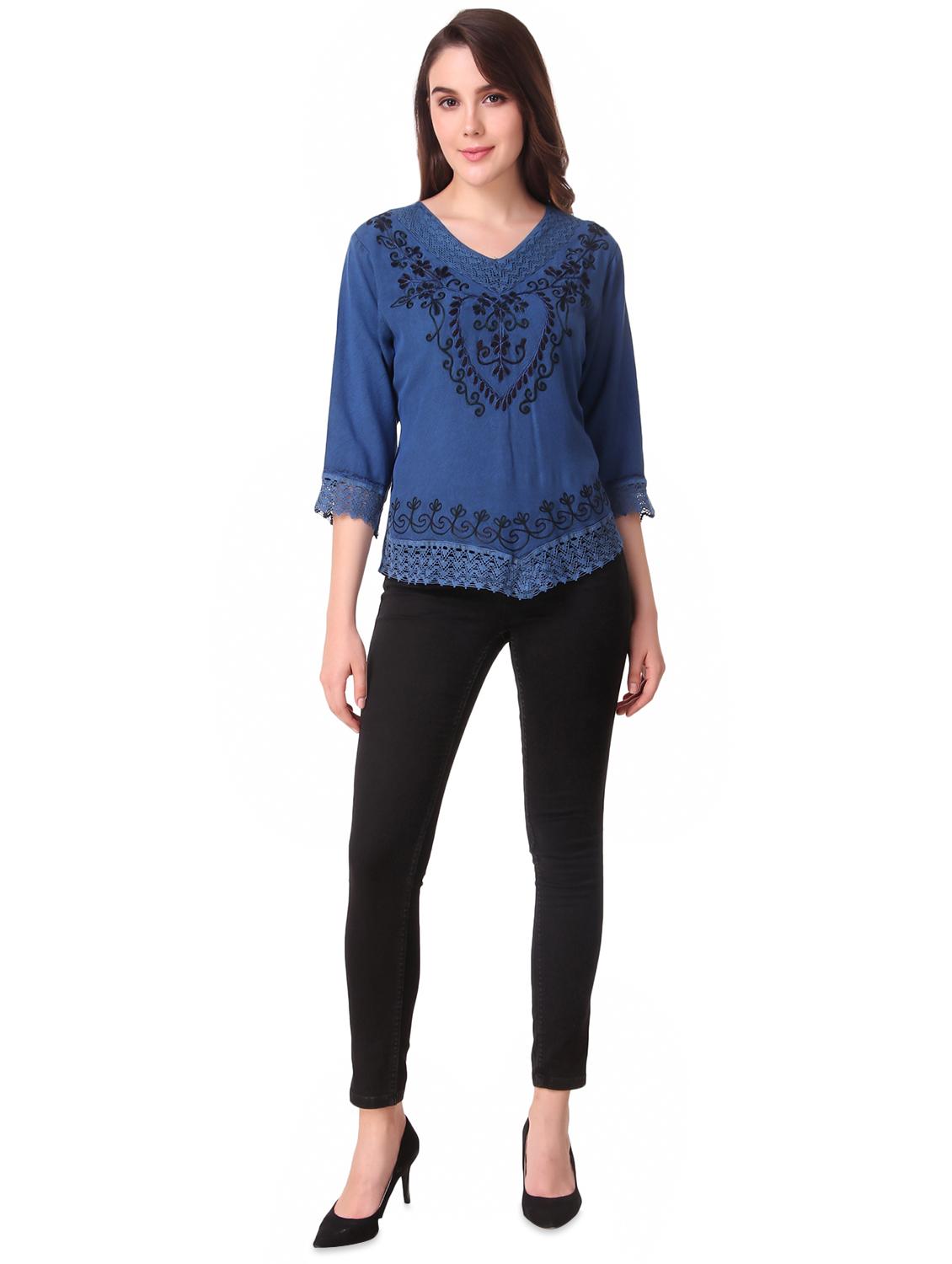 lace insert embroidered detail top - 16581527 - Zoom Image - 4