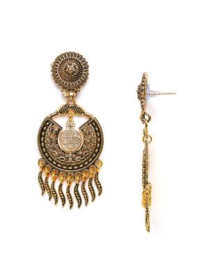 gold metal drop earring - 16585594 - Standard Image - 4
