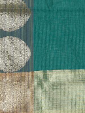 solid borederd banarasi saree with blouse - 16596356 - Standard Image - 4