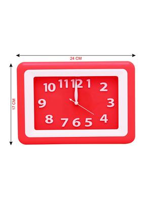 plastic alarm clock - 16610761 - Standard Image - 4