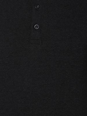 black solid t-shirt - 16637034 - Standard Image - 4