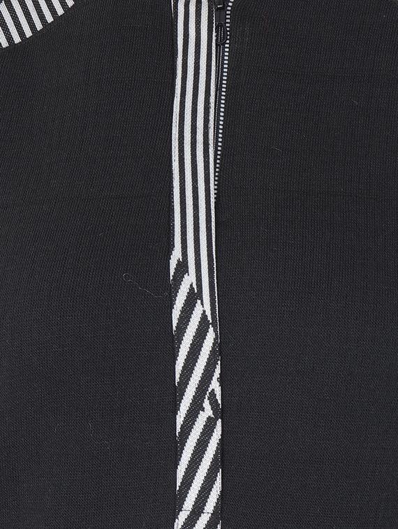 printed woolen straight kurta - 16640832 - Zoom Image - 4
