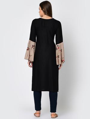 bell sleeve solid contrast kurta - 16641596 - Standard Image - 4