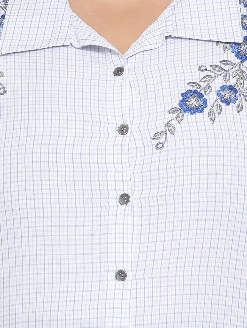 floral embroidered a-line kurta - 16642932 - Zoom Image - 4