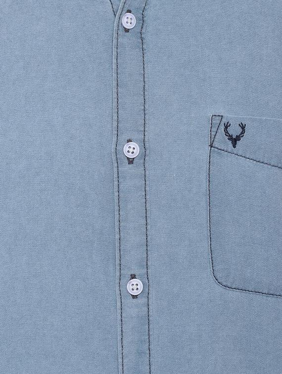 blue solid casual shirt - 16643106 - Zoom Image - 4