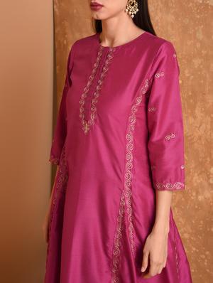 gold printed kurta skirt with dupatta set - 16645780 - Standard Image - 4