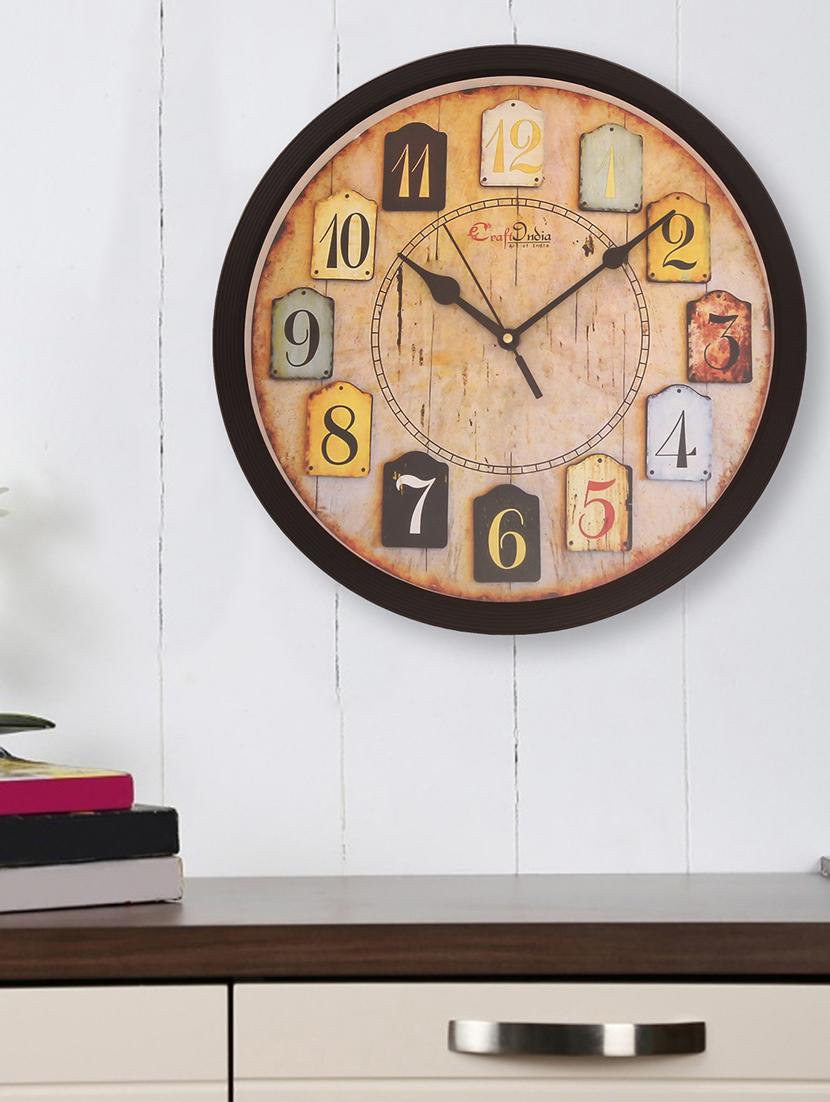designer round analog wall clock - 16647453 - Zoom Image - 4