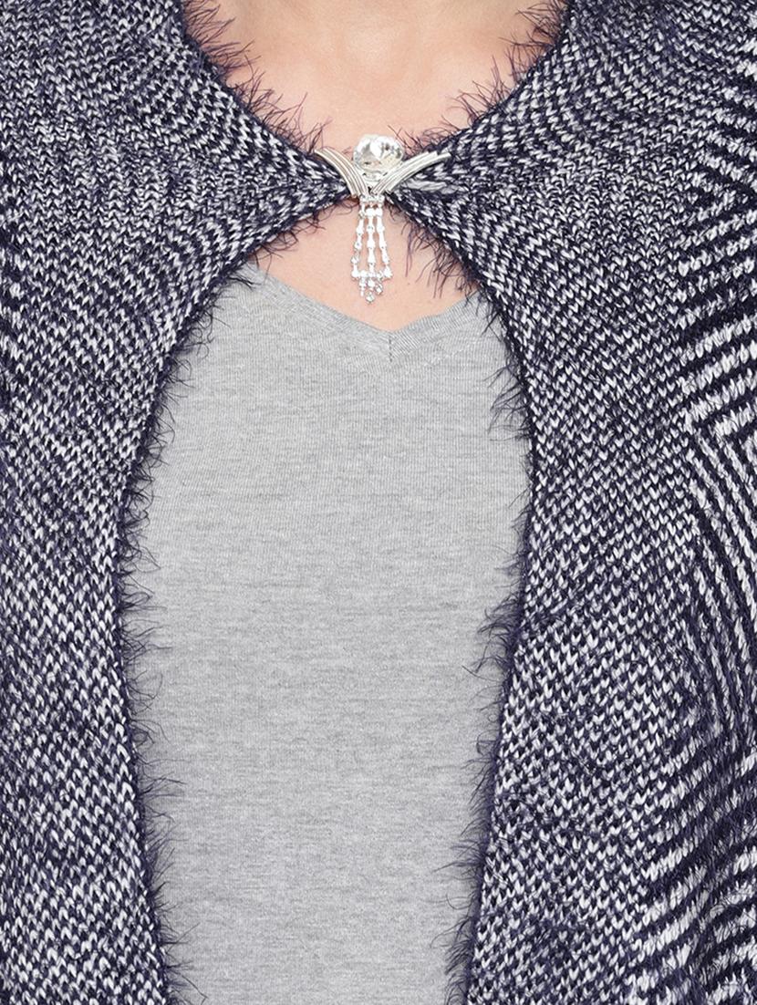 fringed hem broach detail geometric poncho - 16656621 - Zoom Image - 4