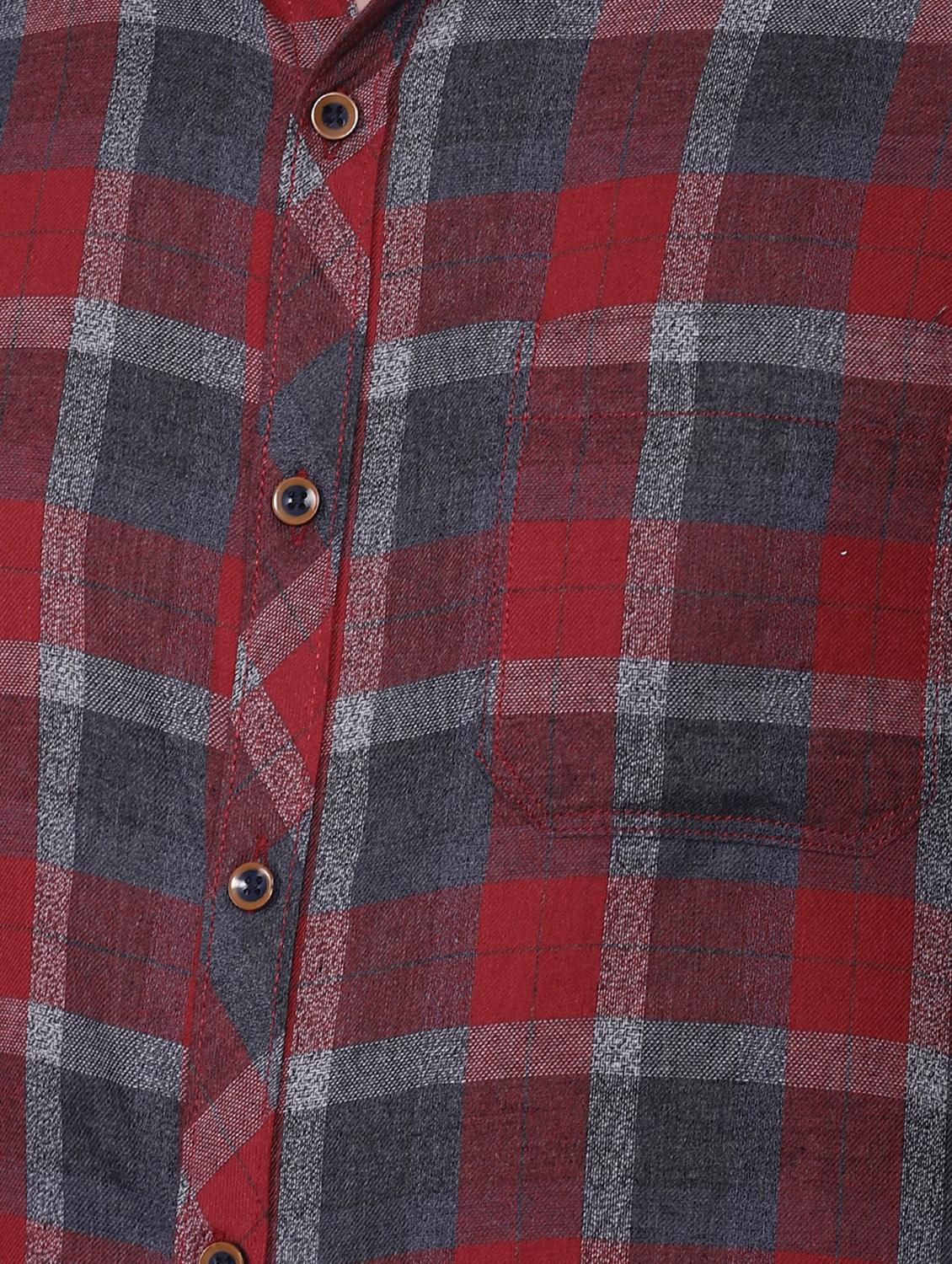 red checkered casual shirt - 16672649 - Zoom Image - 4