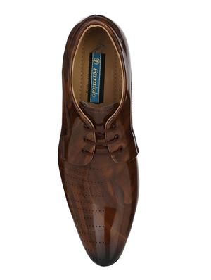 brown patent leather lace-up derbys - 16672891 - Standard Image - 4