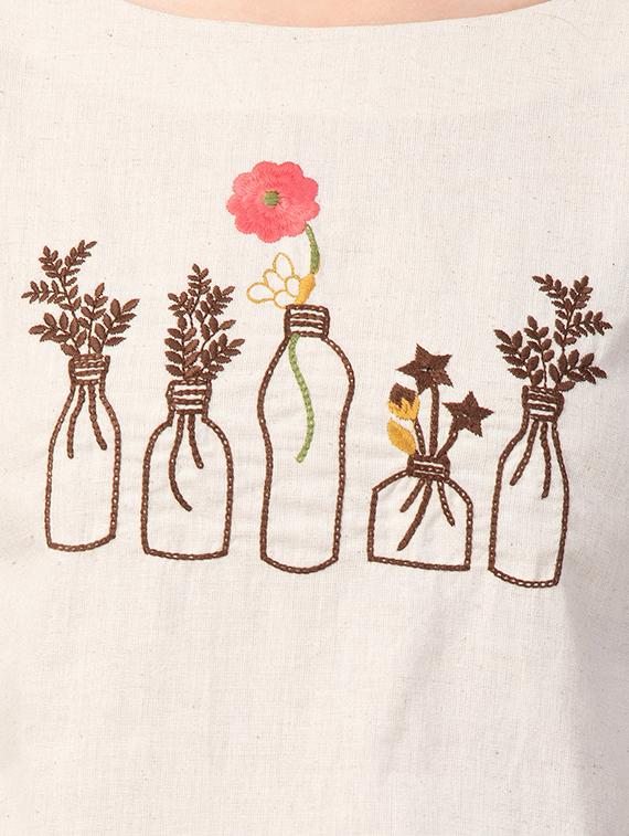 embroidered detail buttoned back top - 16673696 - Zoom Image - 4
