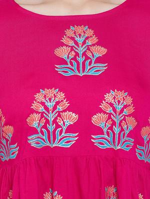 fuchsia block printed skirt with bell sleeves top set - 16674450 - Standard Image - 4