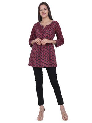 printed straight kurti - 16681678 - Standard Image - 4