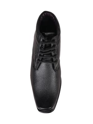 black leatherette lace-up derbys - 16695501 - Standard Image - 4