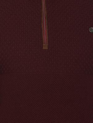 red self design pullover - 16696689 - Standard Image - 4
