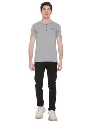 grey solid t-shirt - 16698097 - Standard Image - 4