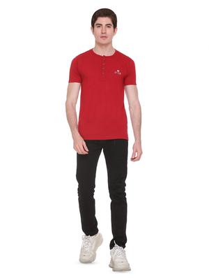 red solid t-shirt - 16698098 - Standard Image - 4