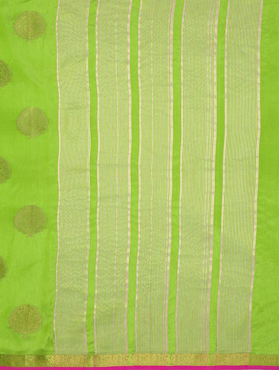 contrast kanjivaram saree with blouse - 16699130 - Zoom Image - 4