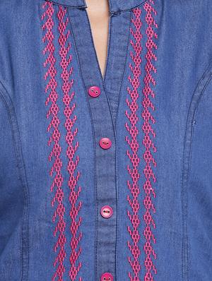 embroidered denim straight kurta - 16702757 - Standard Image - 4