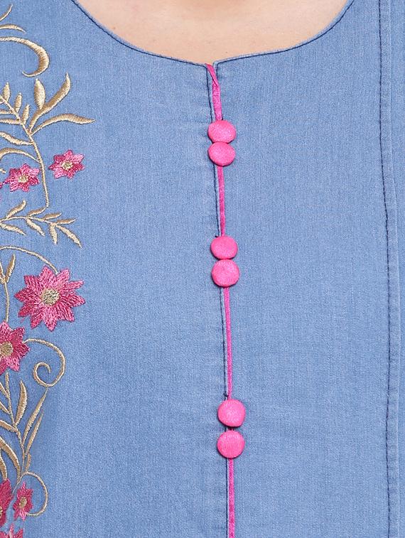 embroidered denim straight kurta - 16702758 - Zoom Image - 4