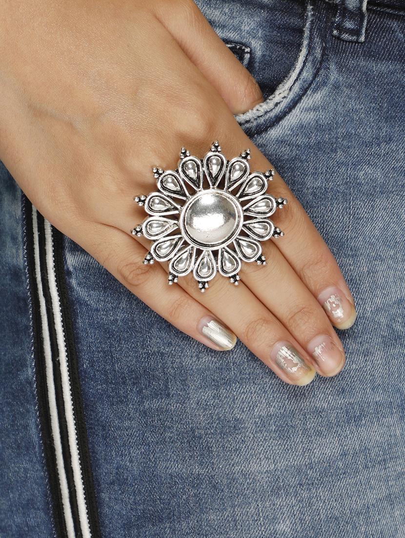 silver plated finger ring - 16711139 - Zoom Image - 4
