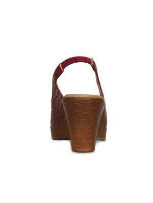 maroon back strap wedges - 16717324 - Standard Image - 4