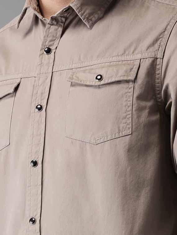 beige solid casual shirt - 16718723 - Zoom Image - 4