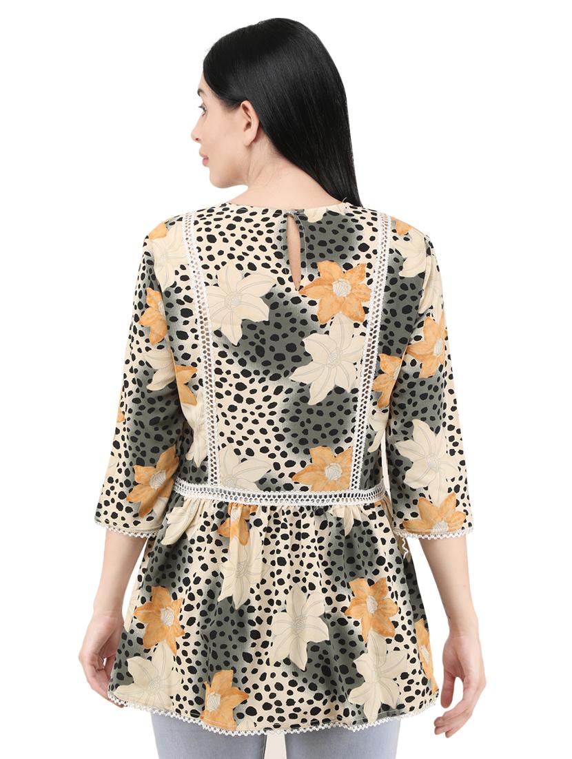 round neck lace detail top - 16719487 - Zoom Image - 4