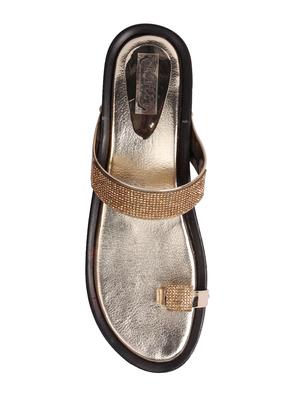 gold one toe wedges - 16720391 - Standard Image - 4