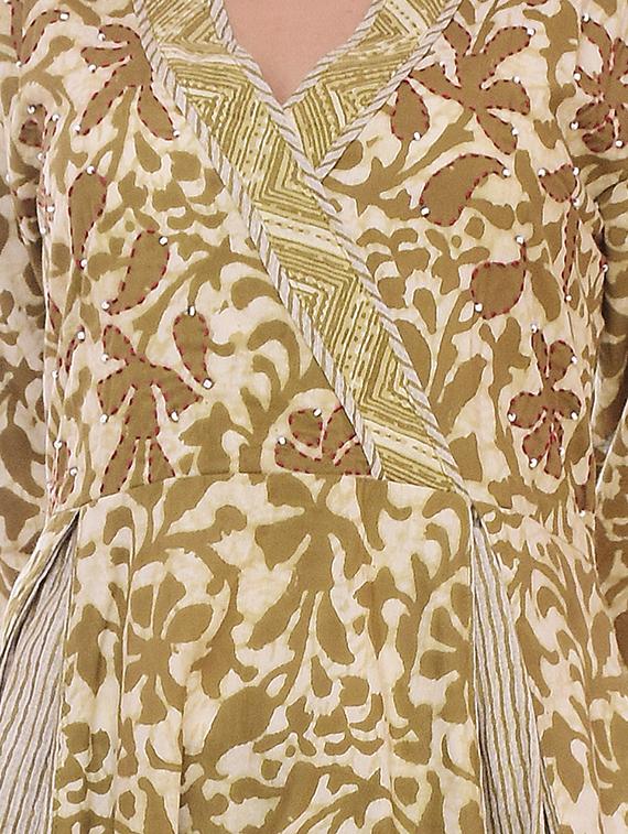 kaantha anarkali ethnic dress - 16723105 - Zoom Image - 4