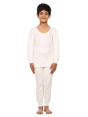 white cotton thermal - 16723792 - Standard Image - 4