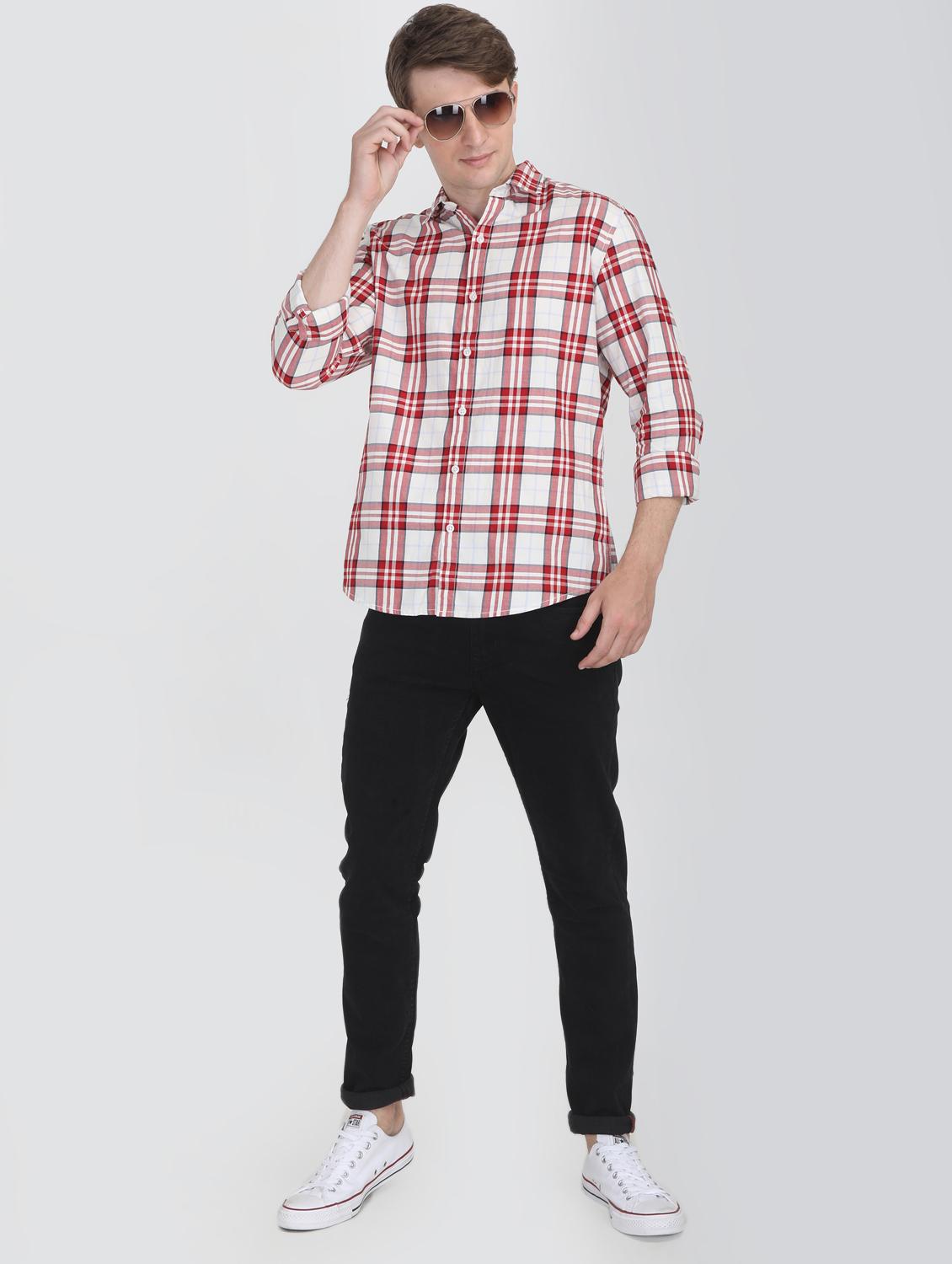 red checkered casual shirt - 16731093 - Zoom Image - 4