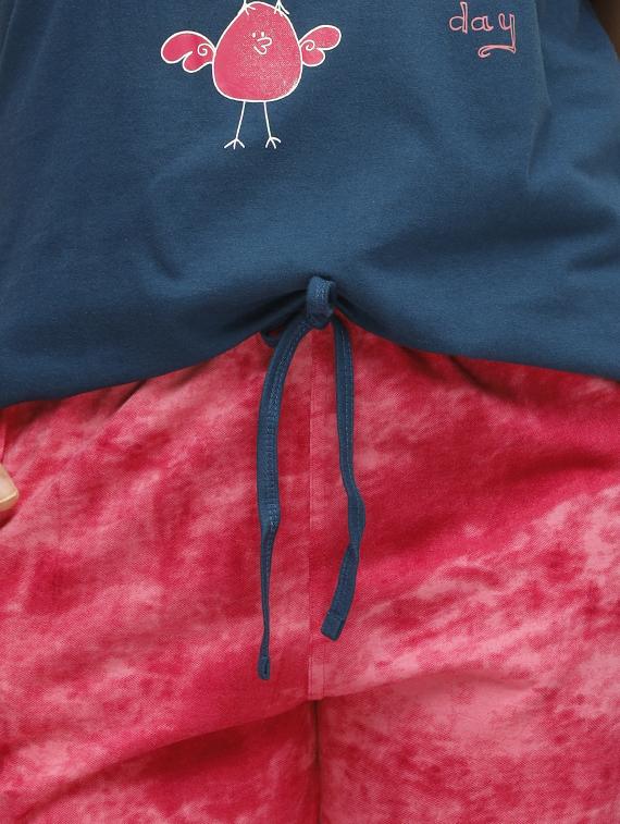 round neck tee with nightwear capri set - 16745144 - Zoom Image - 4