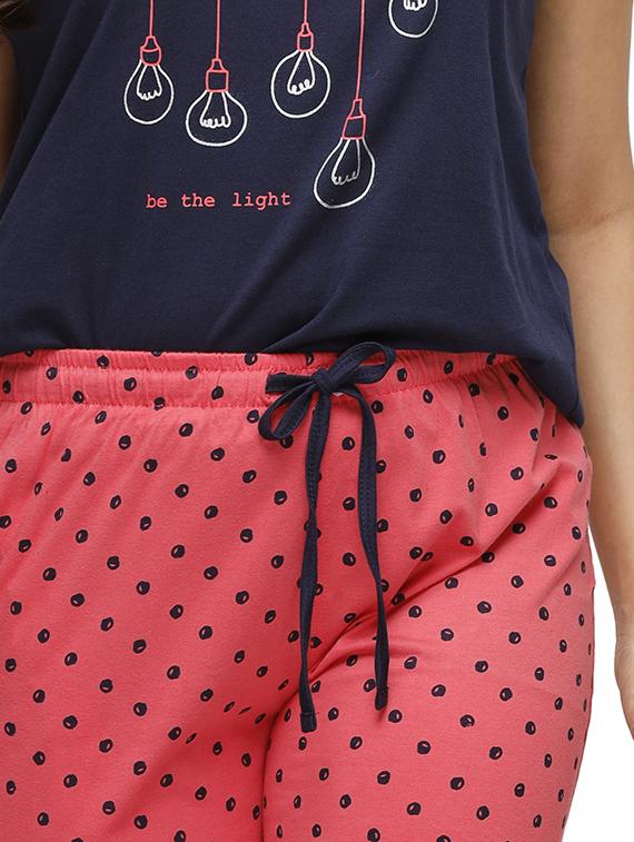 round neck tee with nightwear capri set - 16745147 - Zoom Image - 4
