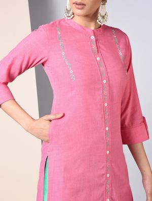 embroidered solid straight kurta - 16745603 - Standard Image - 4