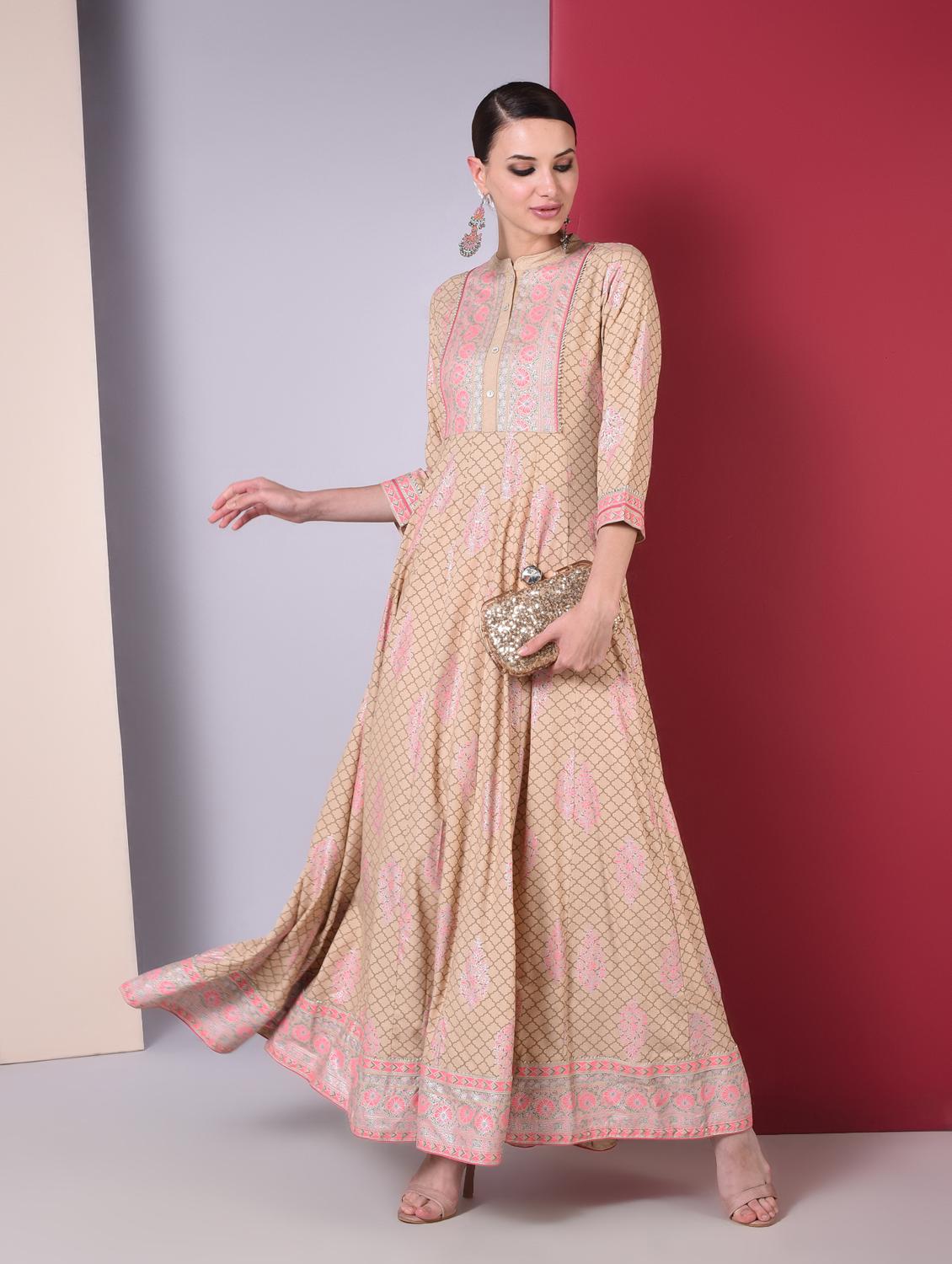 floral anarkali kurta - 16745701 - Zoom Image - 4