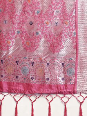solid banarasi saree with blouse - 16746941 - Standard Image - 4