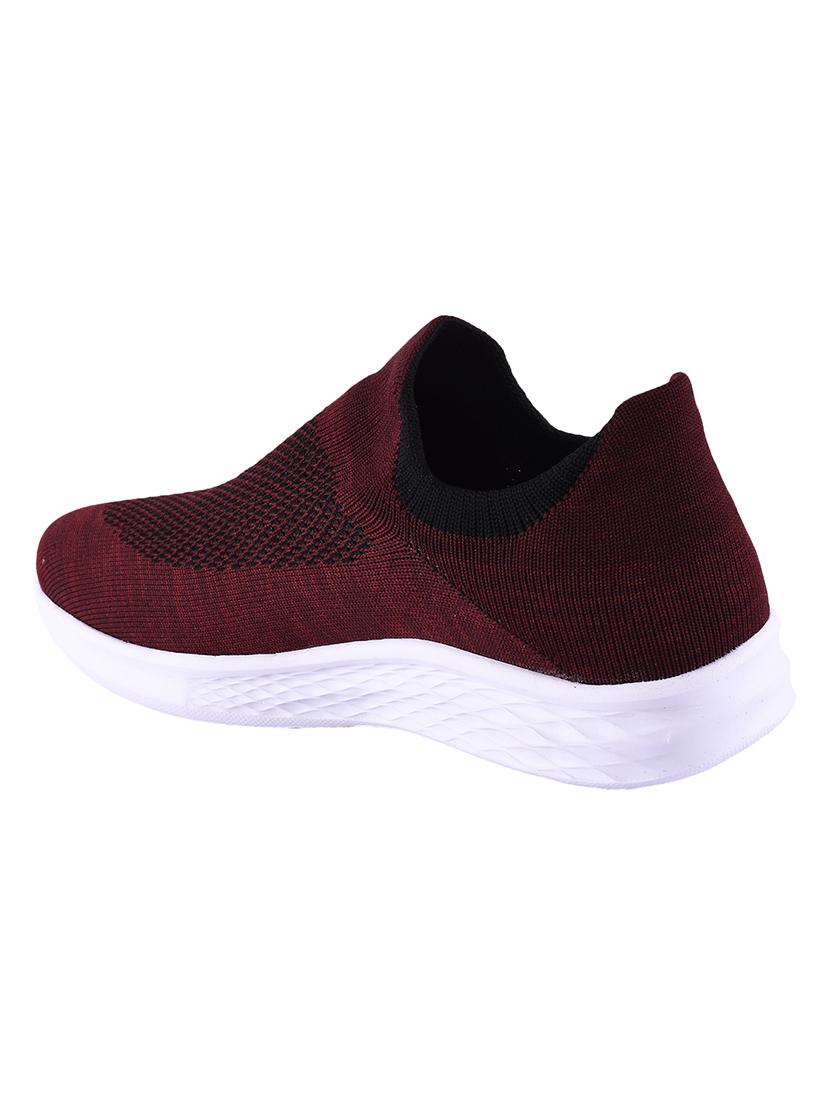 maroon fabric slipon sport shoes - 16770411 - Zoom Image - 4