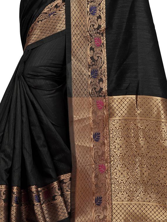 solid bordered saree with blouse - 16770768 - Zoom Image - 4